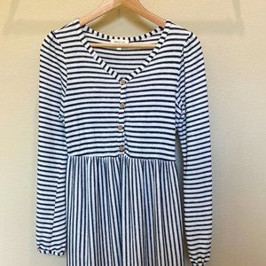 Maternity and Nursing Friendly Dress